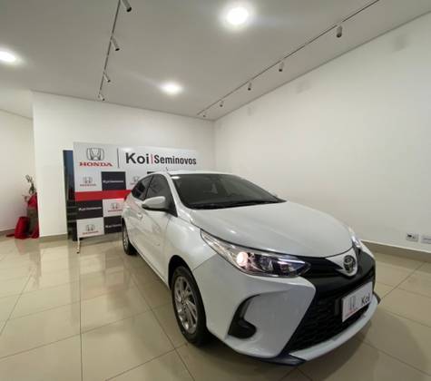 TOYOTA YARIS 1.5 16V FLEX XS MULTIDRIVE TOYOTA YARIS 1.5 16V FLEX XS MULTIDRIVE